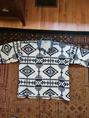Men's Structure White and Navy Aztec Crewneck Sweater with Denim Collar - Size L